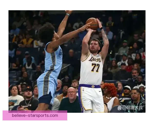 NBA季后赛焦点之战巨星对决引爆全场激情时刻全面升级盛宴来临