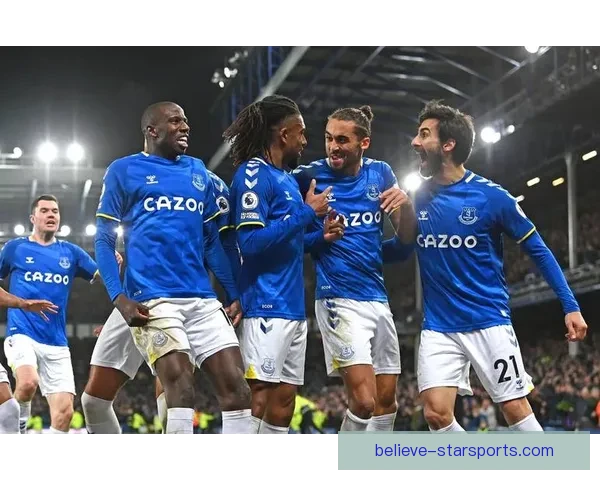 埃弗顿足球俱乐部历史悠久 战术创新与球迷文化的完美融合