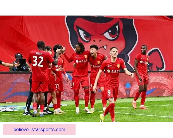 全新赛季来临 足坛豪门纷纷换血 争冠形势再度升级